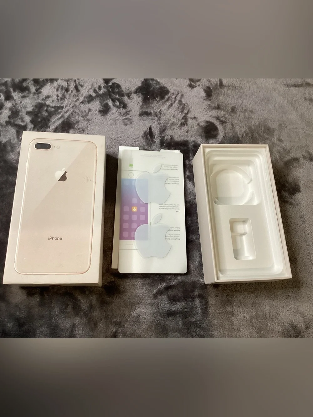 Apple iPhone 8 Plus Box